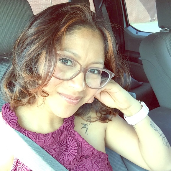 Meet your Posher, Gabby - Picture 1 of 1